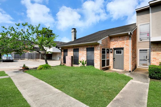 7877 Kendalia Drive, Houston, TX 77036