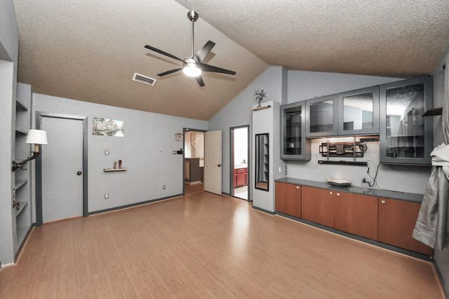 7877 Kendalia Drive, Houston, TX 77036