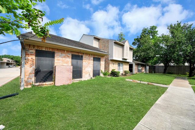 7877 Kendalia Drive, Houston, TX 77036