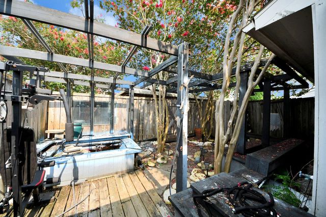 7877 Kendalia Drive, Houston, TX 77036