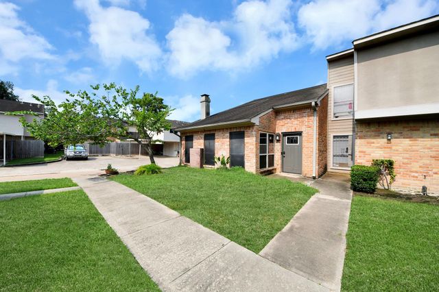 7877 Kendalia Drive, Houston, TX 77036