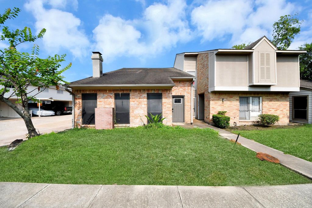 7877 Kendalia Drive, Houston, TX 77036