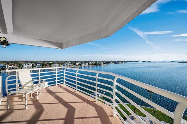 2539 GARY CIRCLE 704, Dunedin, FL 34698