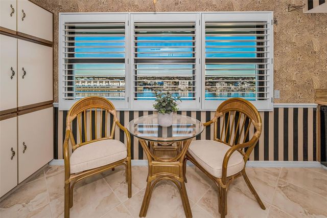 2539 GARY CIRCLE 704, Dunedin, FL 34698