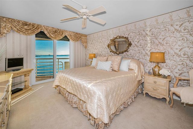 2539 GARY CIRCLE 704, Dunedin, FL 34698