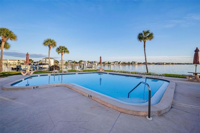 2539 GARY CIRCLE 704, Dunedin, FL 34698