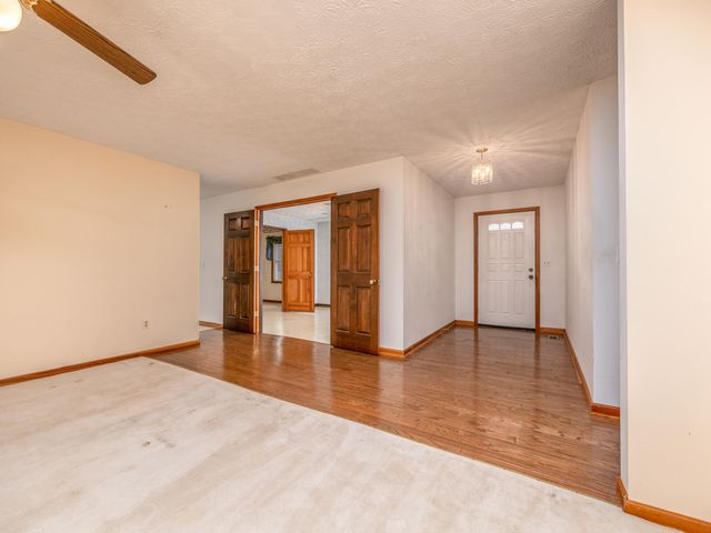 21832 W US. Hwy 60, Olive Hill, KY 41164