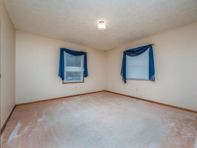 21832 W US. Hwy 60, Olive Hill, KY 41164