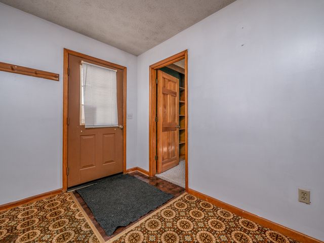 21832 W US. Hwy 60, Olive Hill, KY 41164