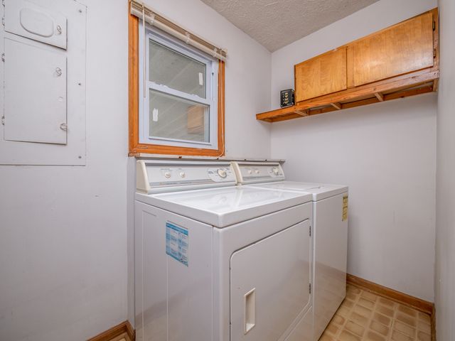 21832 W US. Hwy 60, Olive Hill, KY 41164