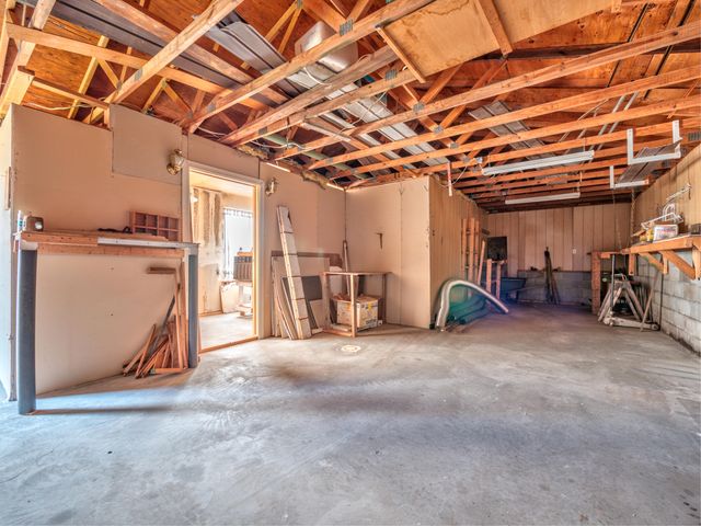 21832 W US. Hwy 60, Olive Hill, KY 41164