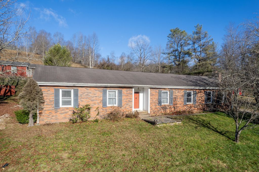 21832 W US. Hwy 60, Olive Hill, KY 41164