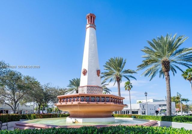 1123 Bay Dr, Miami Beach, FL 33141