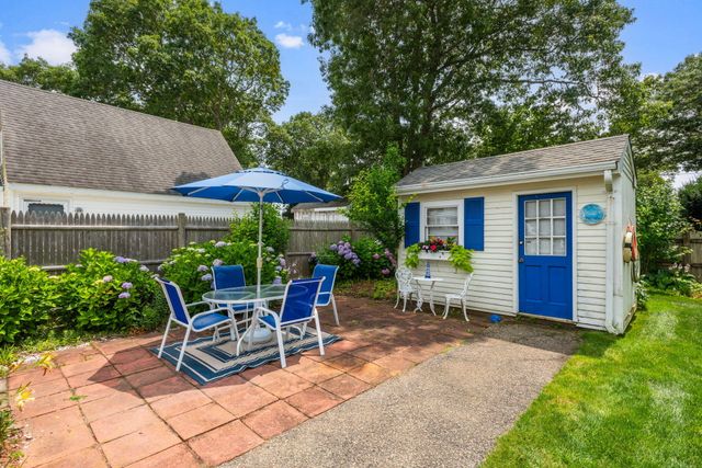 63 Ellsworth Drive, Falmouth, MA 02540