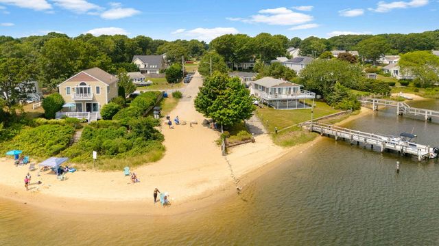 63 Ellsworth Drive, Falmouth, MA 02540