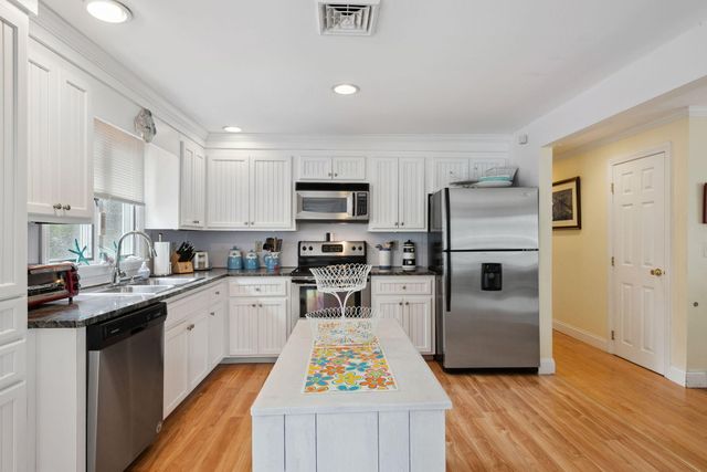 63 Ellsworth Drive, Falmouth, MA 02540