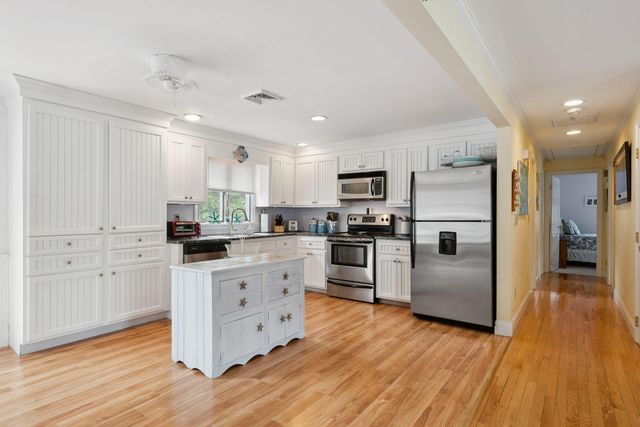63 Ellsworth Drive, Falmouth, MA 02540