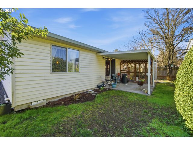 12723 Se MAIN St, Portland, OR 97233