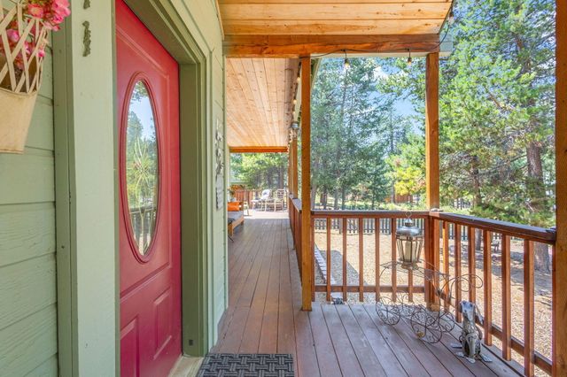 54811 Lonesome Pine Road, Bend, OR 97707