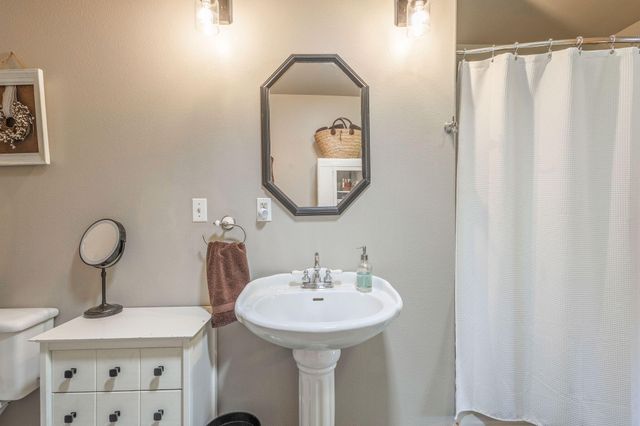 54811 Lonesome Pine Road, Bend, OR 97707