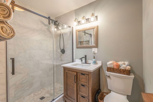 54811 Lonesome Pine Road, Bend, OR 97707