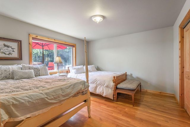 54811 Lonesome Pine Road, Bend, OR 97707