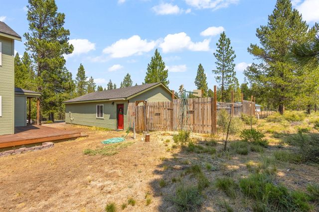 54811 Lonesome Pine Road, Bend, OR 97707