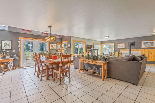 54811 Lonesome Pine Road, Bend, OR 97707