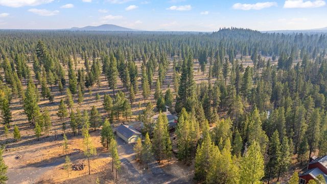 54811 Lonesome Pine Road, Bend, OR 97707