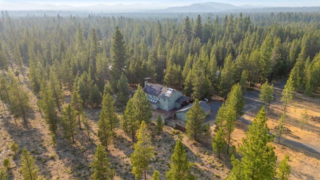 54811 Lonesome Pine Road, Bend, OR 97707