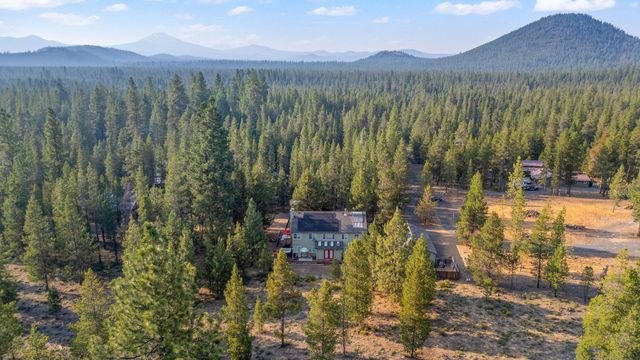 54811 Lonesome Pine Road, Bend, OR 97707