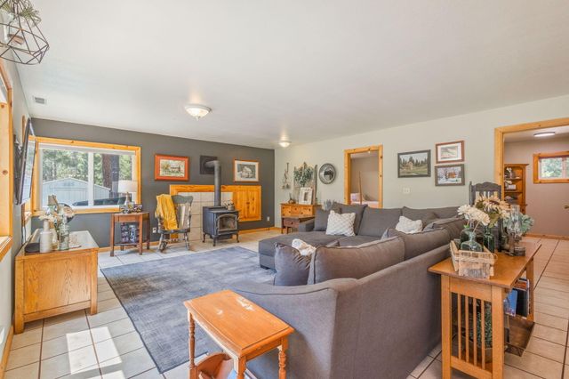 54811 Lonesome Pine Road, Bend, OR 97707