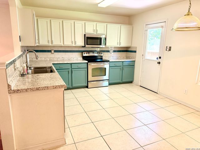 164 Spring Willow, Cibolo, TX 78108