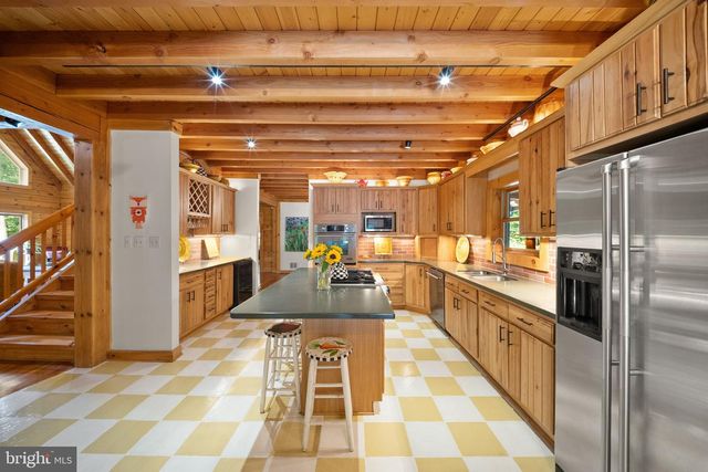 4020 MILLWOOD RD, Boyce, VA 22620