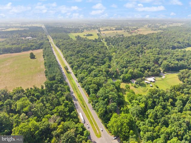 4020 MILLWOOD RD, Boyce, VA 22620