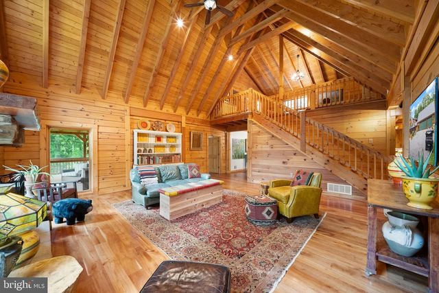 4020 MILLWOOD RD, Boyce, VA 22620