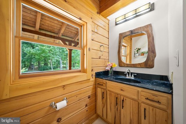 4020 MILLWOOD RD, Boyce, VA 22620