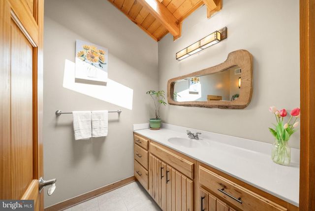 4020 MILLWOOD RD, Boyce, VA 22620