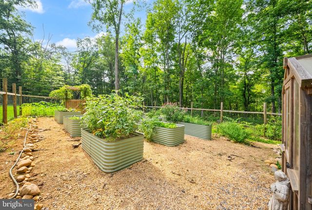 4020 MILLWOOD RD, Boyce, VA 22620