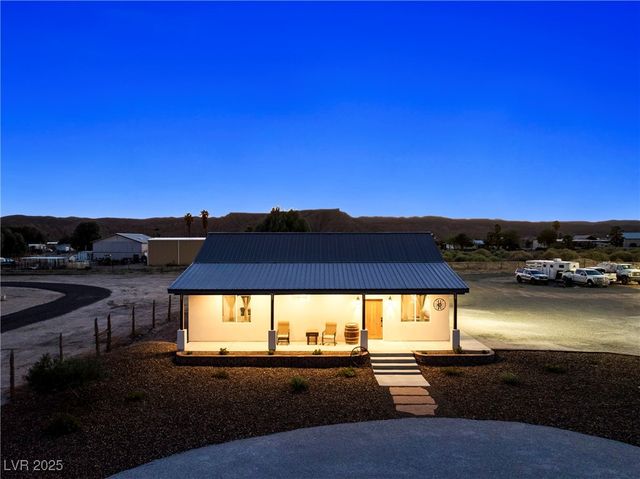 1625 Metcalf Drive, Overton, NV 89040