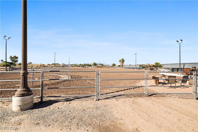 1625 Metcalf Drive, Overton, NV 89040