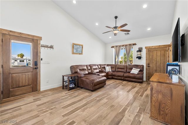 1625 Metcalf Drive, Overton, NV 89040