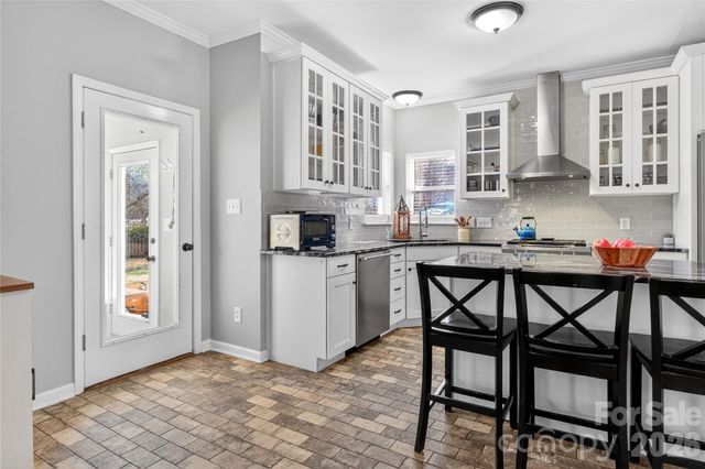 5018 Chapel Chase Lane, Huntersville, NC 28078