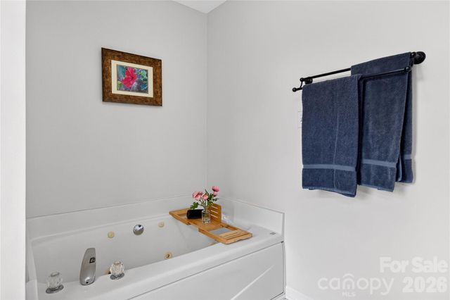 5018 Chapel Chase Lane, Huntersville, NC 28078