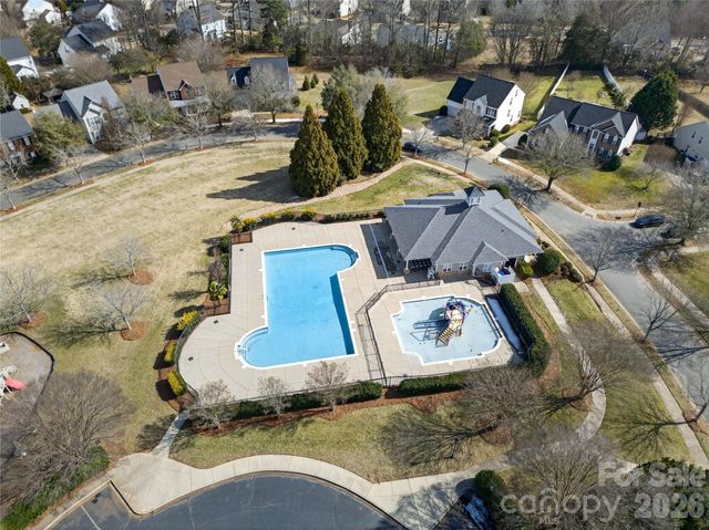5018 Chapel Chase Lane, Huntersville, NC 28078