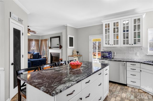 5018 Chapel Chase Lane, Huntersville, NC 28078