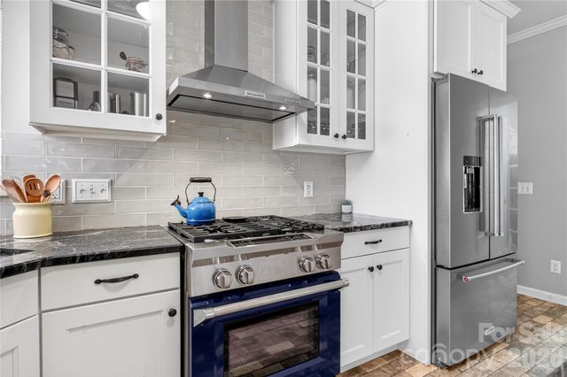 5018 Chapel Chase Lane, Huntersville, NC 28078