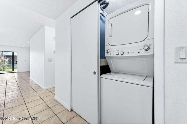 255 Paradise Boulevard 14, Indialantic, FL 32903