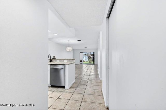 255 Paradise Boulevard 14, Indialantic, FL 32903