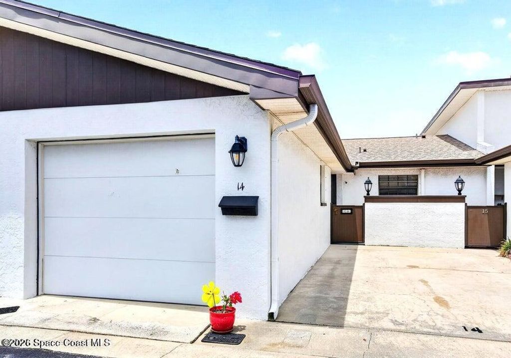 255 Paradise Boulevard 14, Indialantic, FL 32903